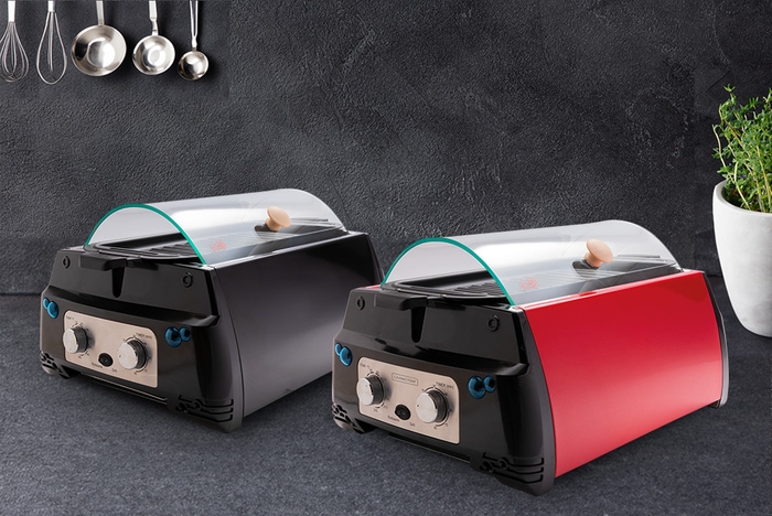 Livington Rotisserie Chef in den Farben schwarz & rot