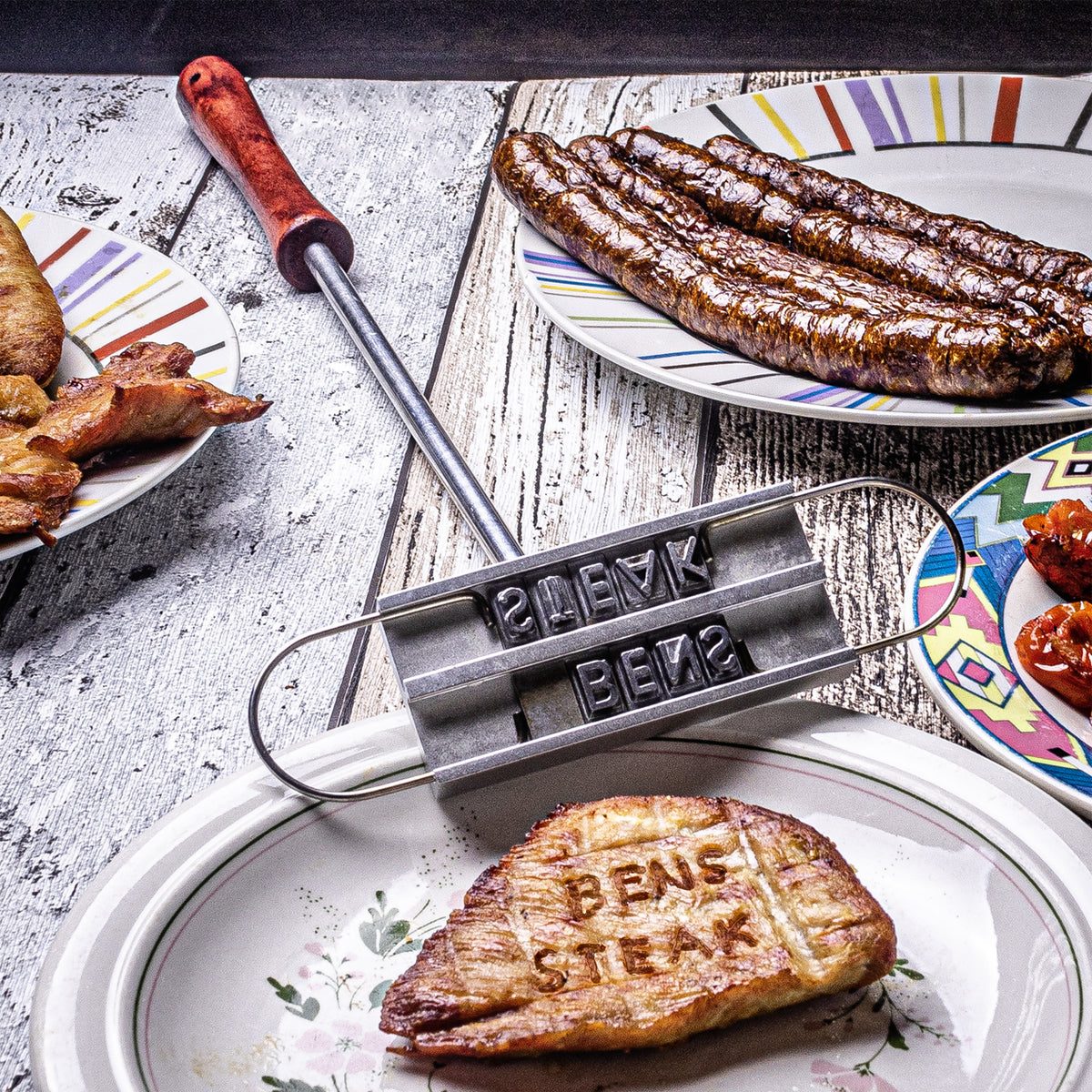 Grillbrandeisen mit 60 Wechselbuchstaben