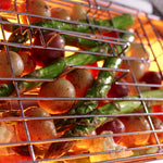 Gemüse wird fettfrei im Livington Rotisserie Chef gegart – ideal für gesunde, knusprige Speisen.