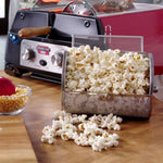 Popcorn frisch zubereitet im Livington Rotisserie Chef – perfekt für knusprigen Snackgenuss zu Hause.