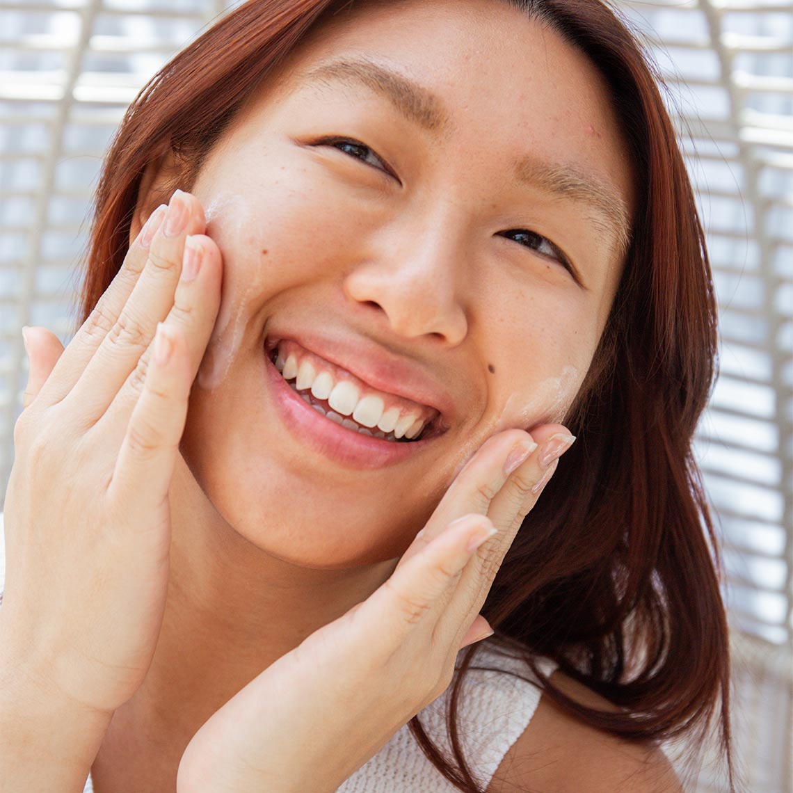 06_Proactiv_Gentle_Application.jpg