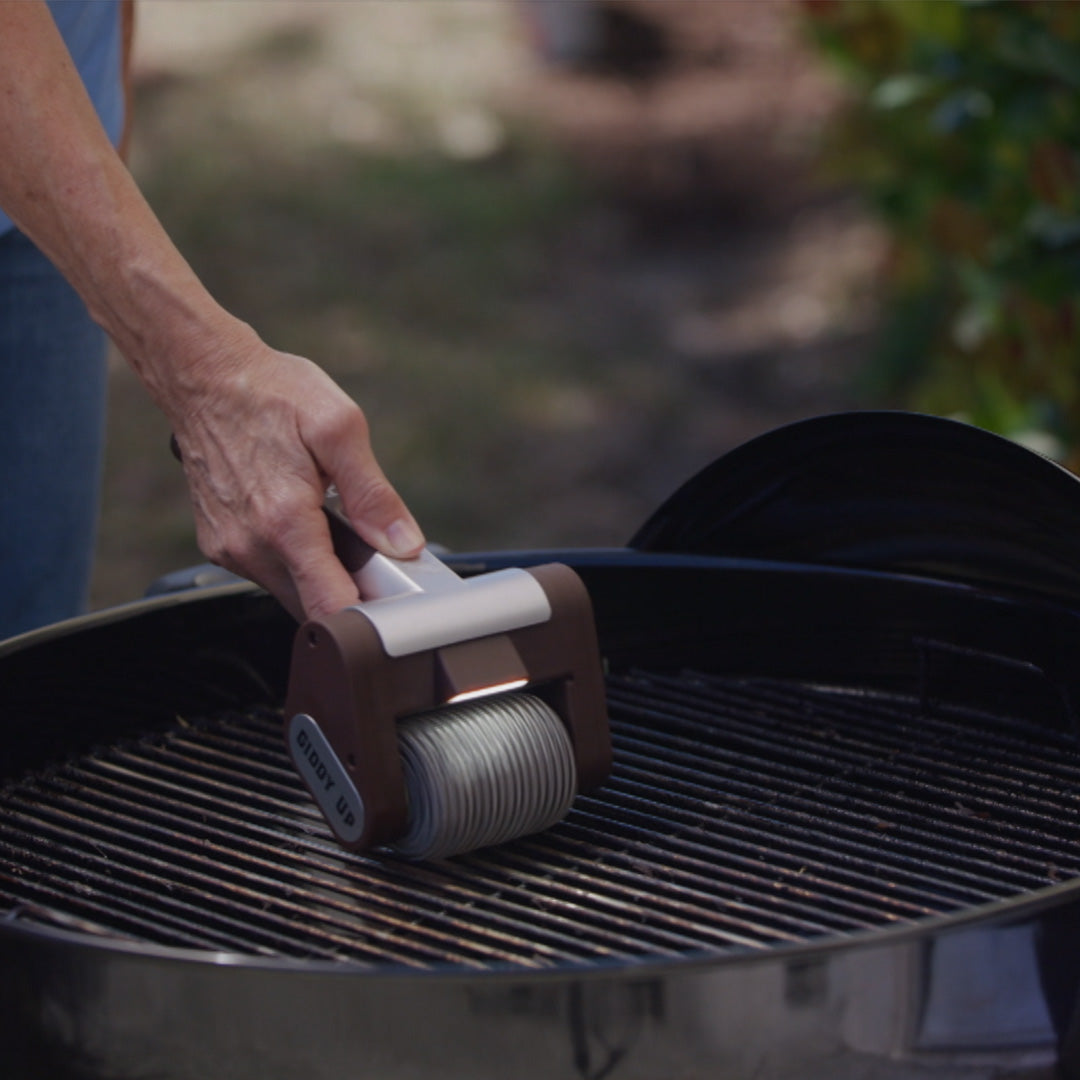 Kabellose Grillbürste sorgt für einfache, flexible Handhabung