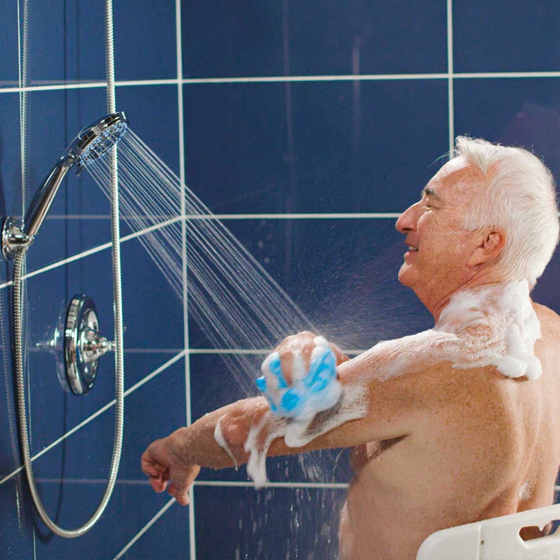 13_Aquacare_Duschkopf_Dusche.jpg