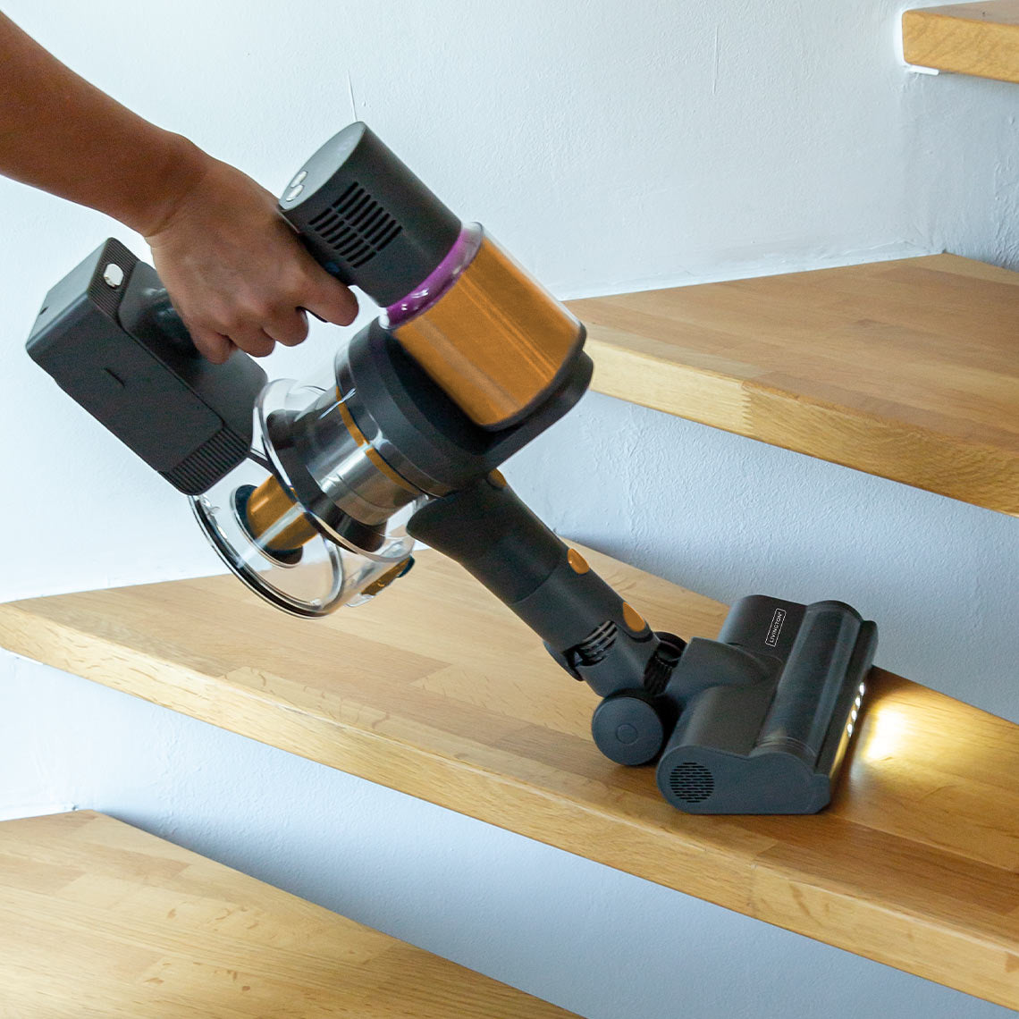 17_1_Livington_SenseIQPlus_Treppen.jpg