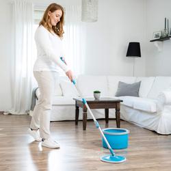 Livington Clean Water Spin Mop Frischwasser-Wischsystem inkl. Reiniger & Pads GRATIS