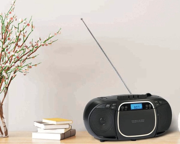 CD-, MP3- und Kassettenspieler