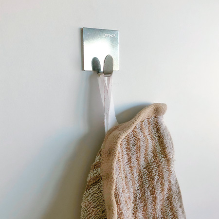 Quadratischer Wandhaken